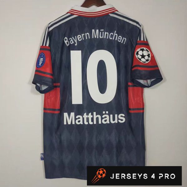 1997–1999 Bayern Munich Home No.10 Matthäus Retro Football Jersey