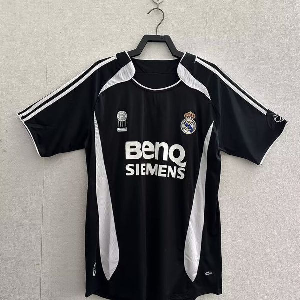 2006–2007 Real Madrid Away Retro Football Jersey