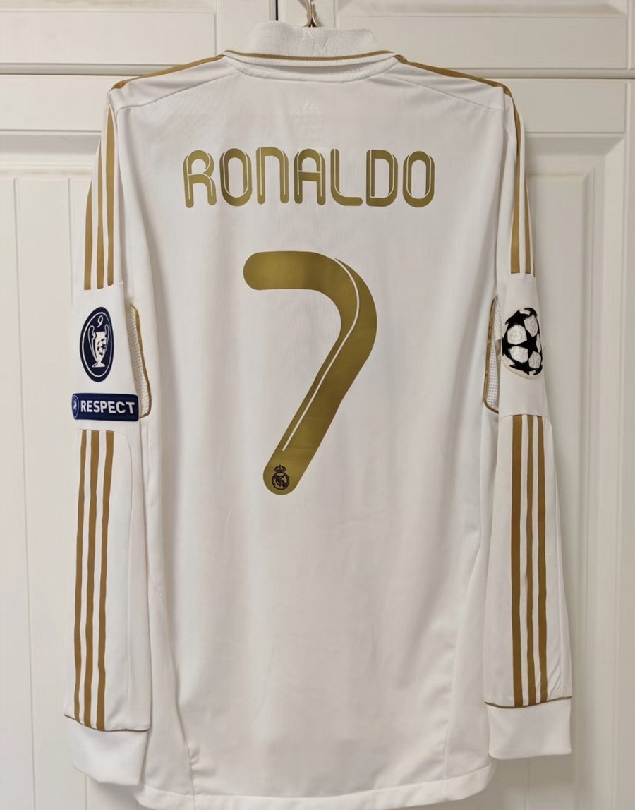 2011–2012 Real Madrid Home Long Sleeve No.7 Ronaldo Retro Football Jersey