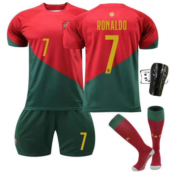 22-23 Portugal Home Football Kit No. 7 Ronaldo With Socks And Guard